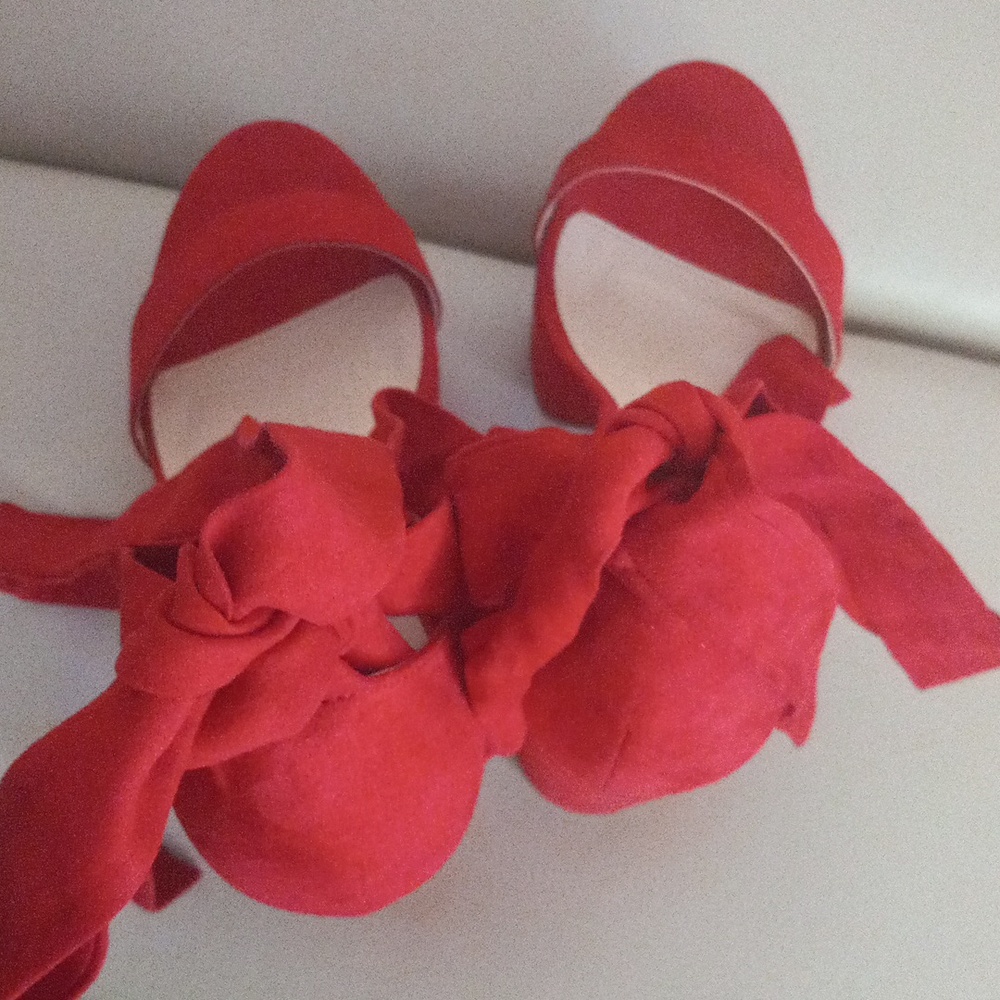 Fashion Nova Red Suede Ankle-Tie Sandals Size: - Picture 14 of 17